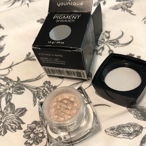 Younique Moodstruck Mineral Pigment Shimmer Sexy